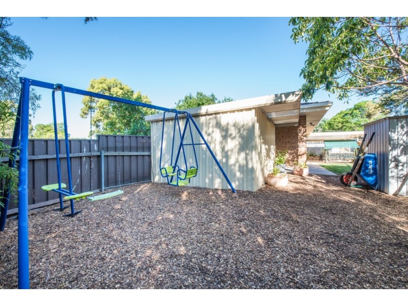 12 Kingsbridge Drive, Morphett Vale SA 5162