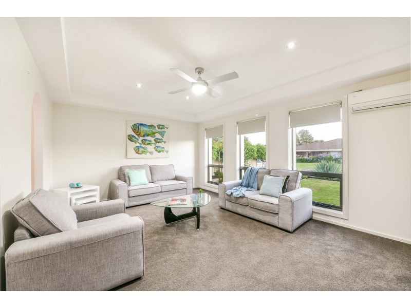 32 Pilot Crescent, Seaford SA 5169