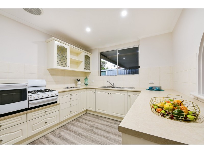 32 Pilot Crescent, Seaford SA 5169