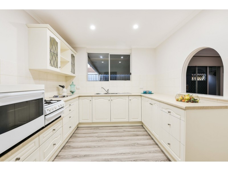32 Pilot Crescent, Seaford SA 5169