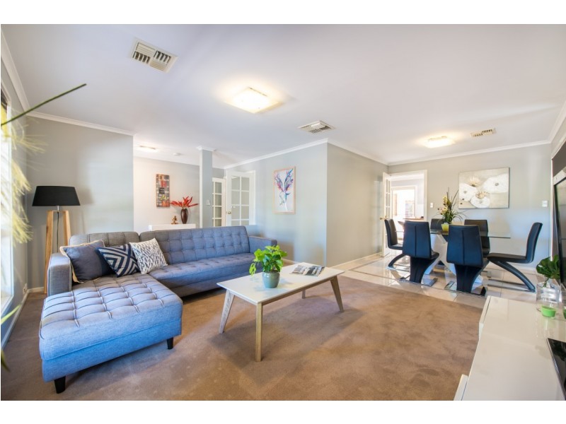 28 Epsilon Close, Woodcroft SA 5162