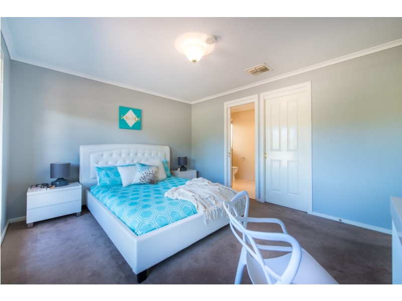 28 Epsilon Close, Woodcroft SA 5162