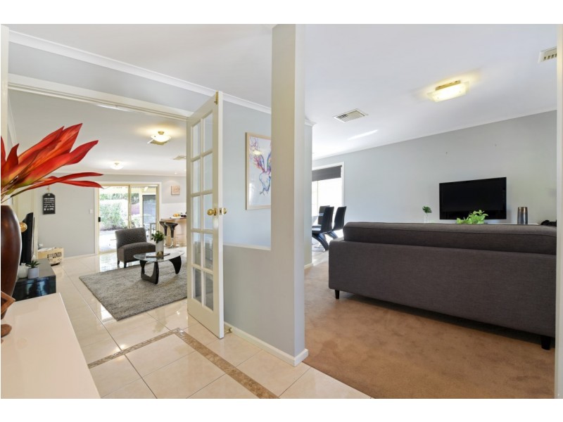 28 Epsilon Close, Woodcroft SA 5162