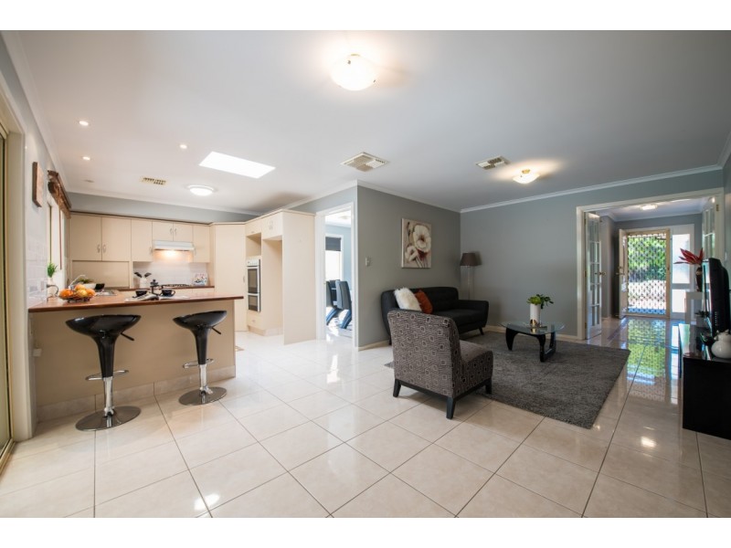 28 Epsilon Close, Woodcroft SA 5162