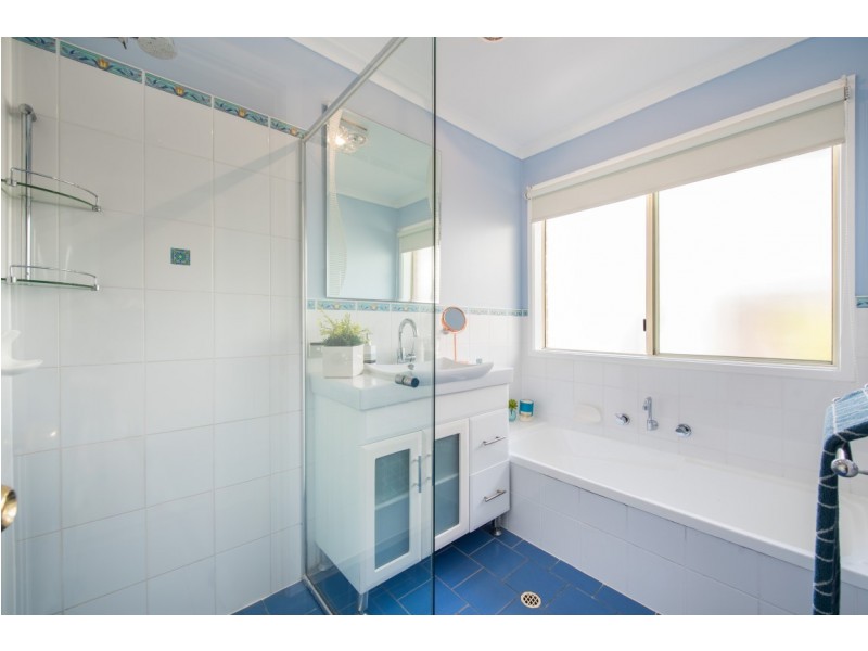 28 Epsilon Close, Woodcroft SA 5162
