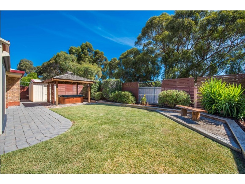 28 Epsilon Close, Woodcroft SA 5162