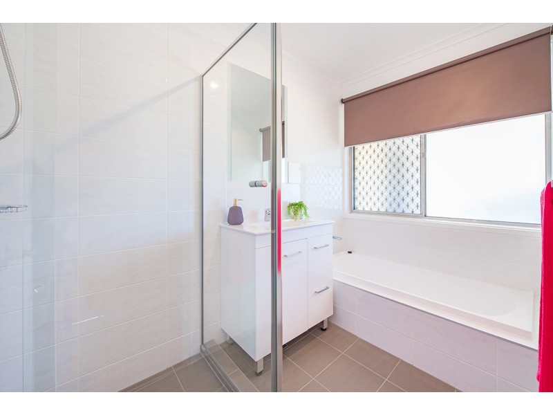 3 Rangeview Road, Happy Valley SA 5159