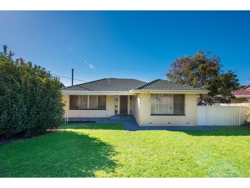 3 Rangeview Road, Happy Valley SA 5159