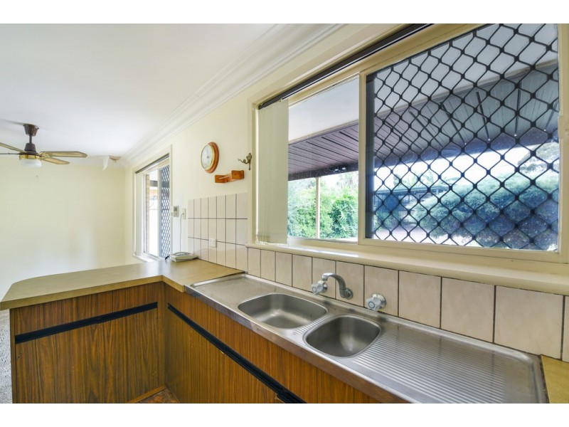 33 Midhurst Avenue, Christie Downs SA 5164