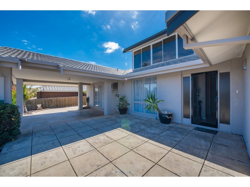 8 Chelsea Avenue, Flagstaff Hill SA 5159