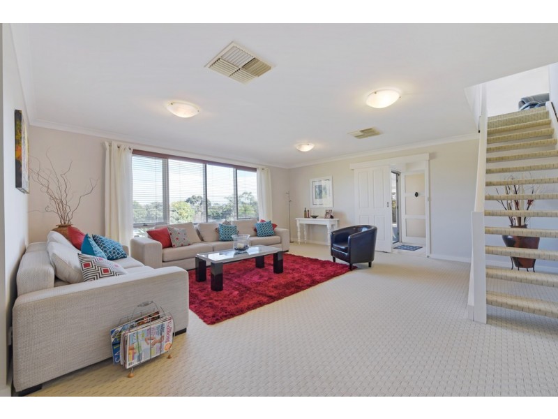 8 Chelsea Avenue, Flagstaff Hill SA 5159