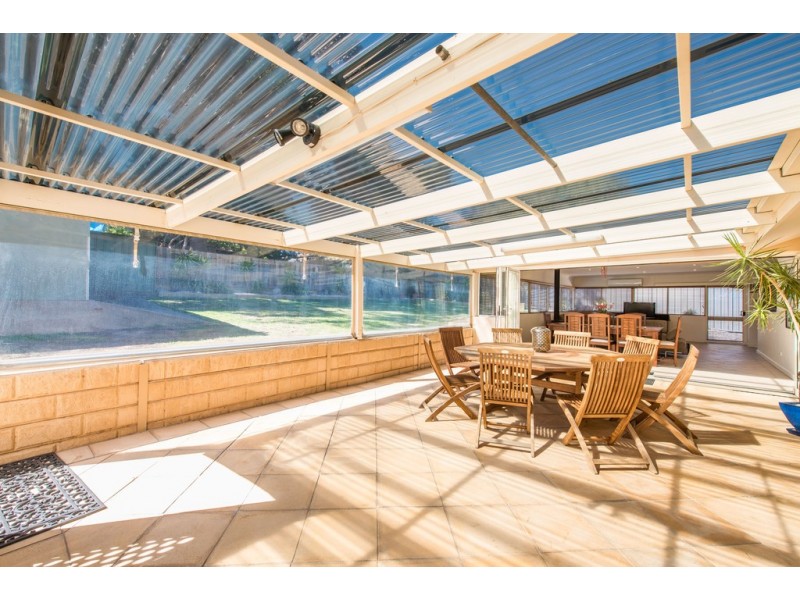 8 Chelsea Avenue, Flagstaff Hill SA 5159