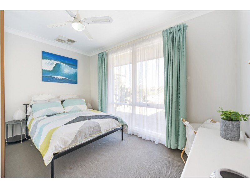 8 Chelsea Avenue, Flagstaff Hill SA 5159