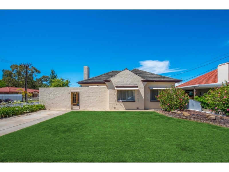 29 Dingera Avenue, North Plympton SA 5037