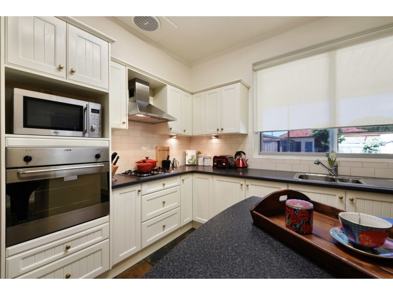 29 Dingera Avenue, North Plympton SA 5037