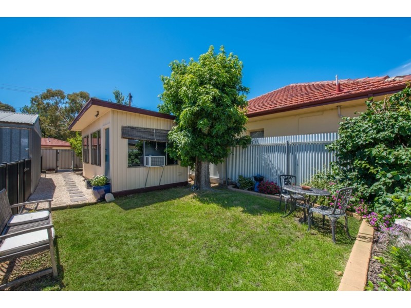 29 Dingera Avenue, North Plympton SA 5037