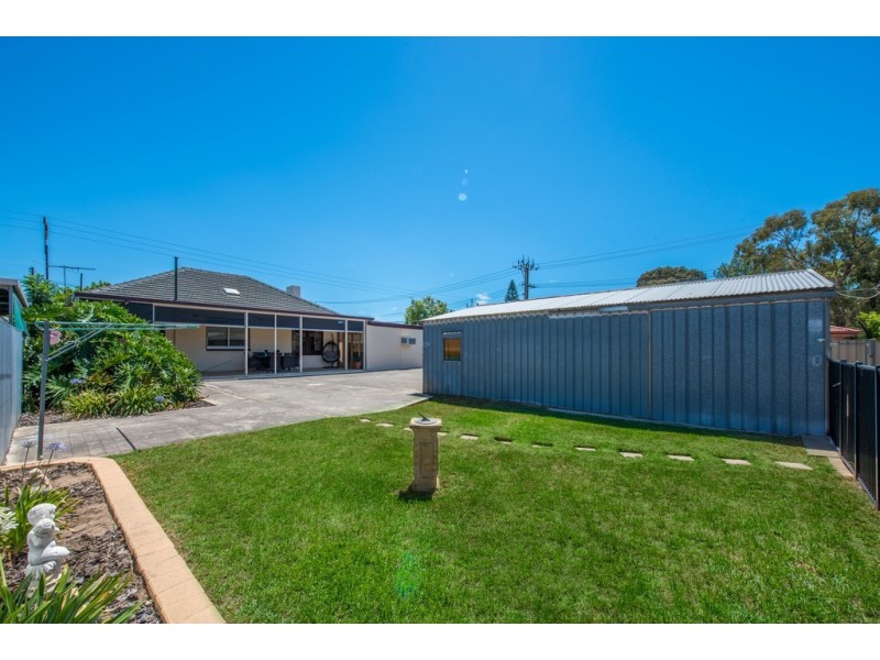 29 Dingera Avenue, North Plympton SA 5037