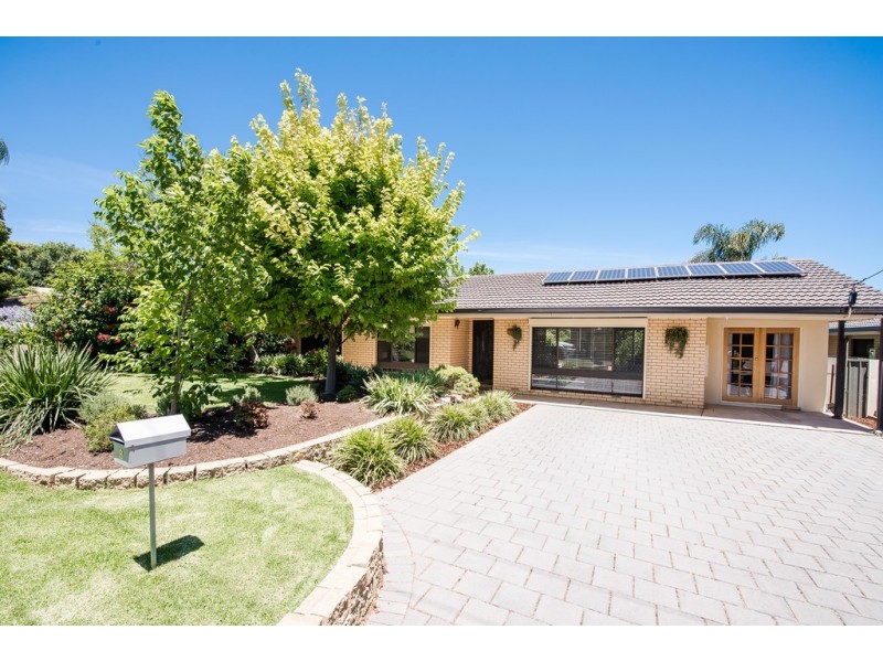 8 Wyoming Way, Happy Valley SA 5159