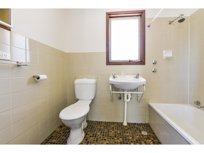 37 Hagen Crescent, Hackham West SA 5163