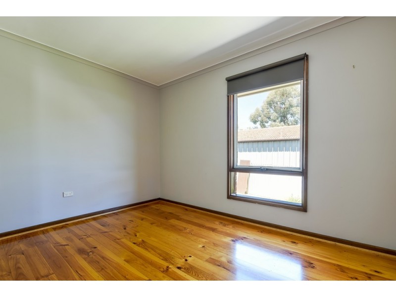 37 Hagen Crescent, Hackham West SA 5163