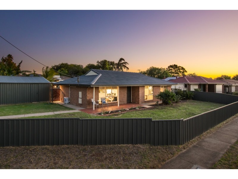 25 Freeman Avenue, Morphett Vale SA 5162