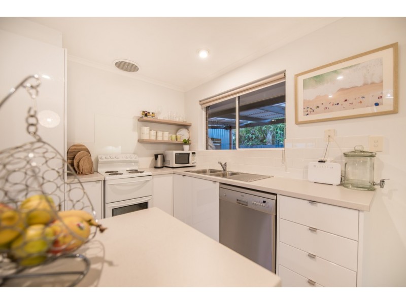 25 Freeman Avenue, Morphett Vale SA 5162