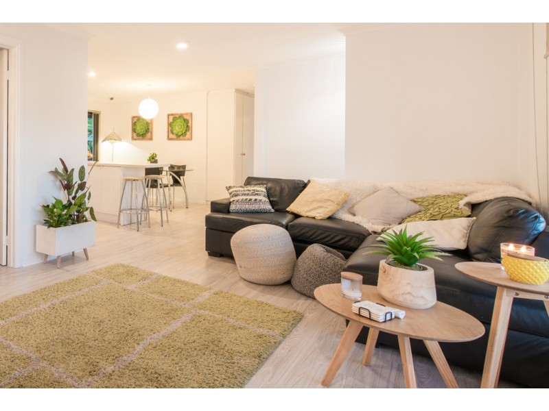 25 Freeman Avenue, Morphett Vale SA 5162