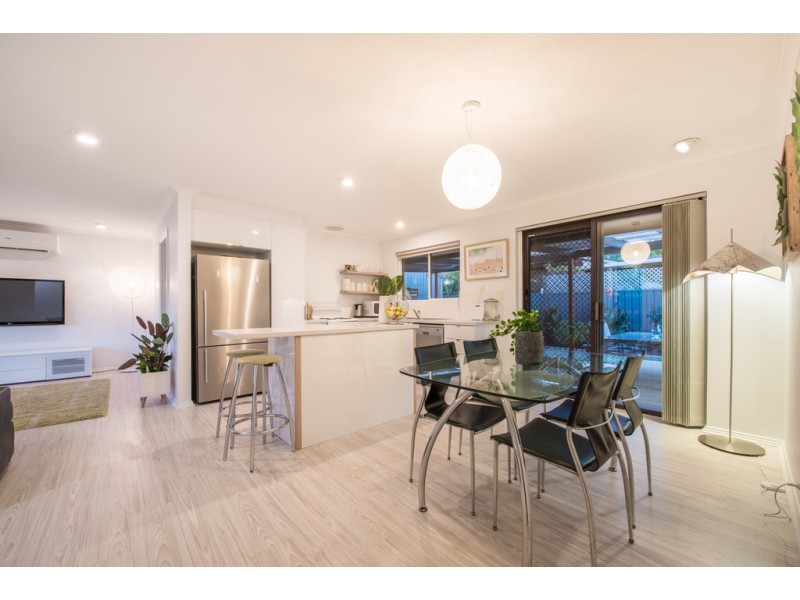 25 Freeman Avenue, Morphett Vale SA 5162