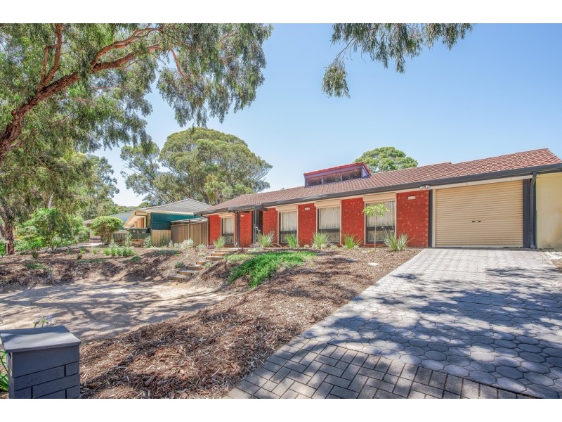 58 Manning Road, Aberfoyle Park SA 5159