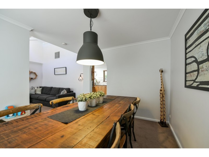 58 Manning Road, Aberfoyle Park SA 5159