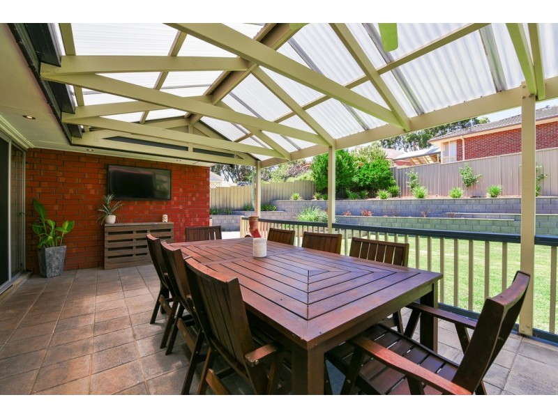 58 Manning Road, Aberfoyle Park SA 5159