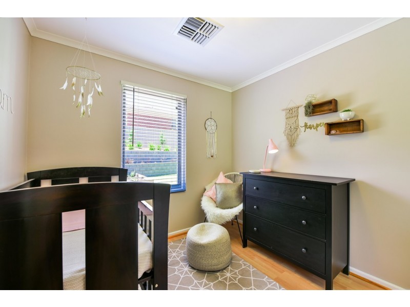 58 Manning Road, Aberfoyle Park SA 5159