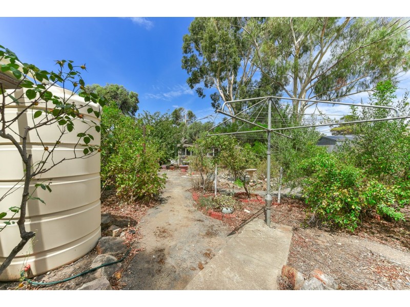 9 Ian Court, Happy Valley SA 5159