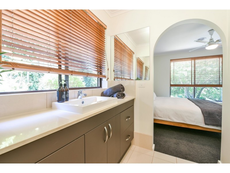 21 Hui Hui Drive, Happy Valley SA 5159