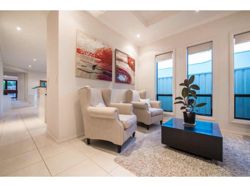 28 New York Road, Aberfoyle Park SA 5159