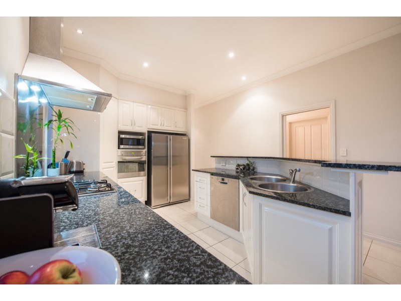 28 New York Road, Aberfoyle Park SA 5159