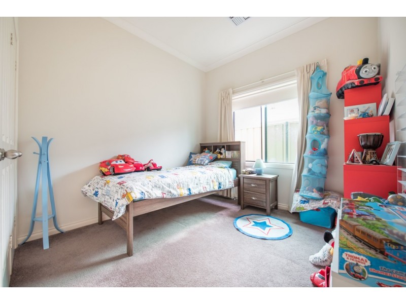 28 New York Road, Aberfoyle Park SA 5159