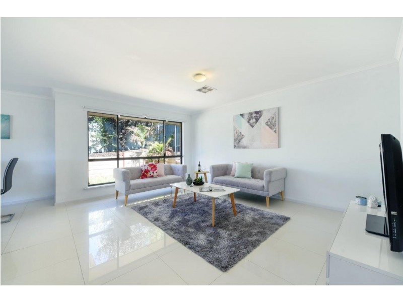 5 Marin Court, Aberfoyle Park SA 5159