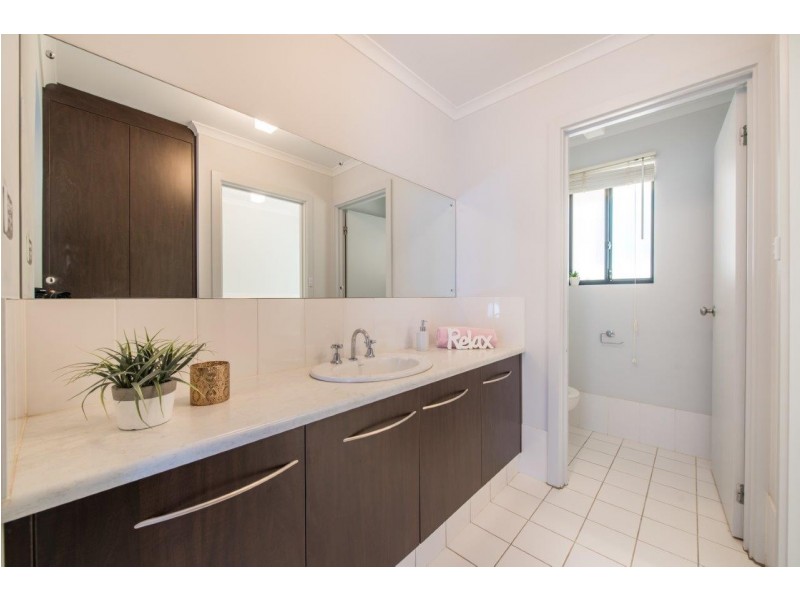 5 Marin Court, Aberfoyle Park SA 5159