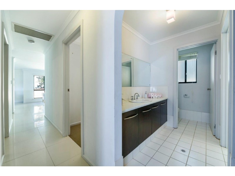 5 Marin Court, Aberfoyle Park SA 5159