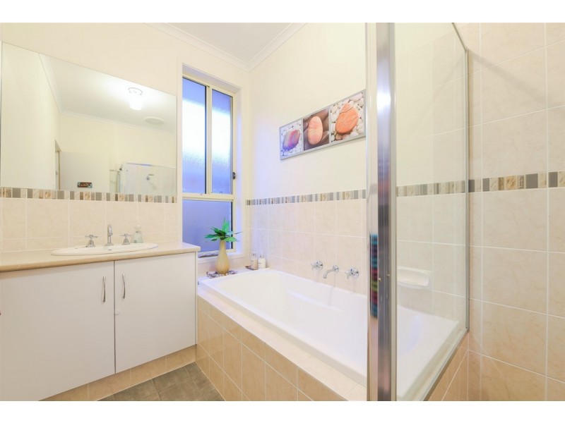 690 Grand Boulevard, Seaford Meadows SA 5169