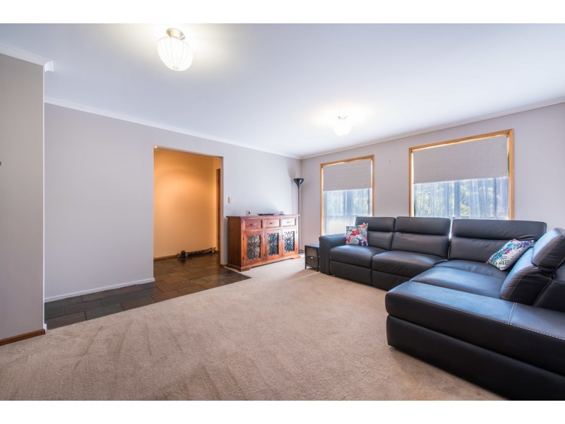 16 Leichardt Street, Woodcroft SA 5162