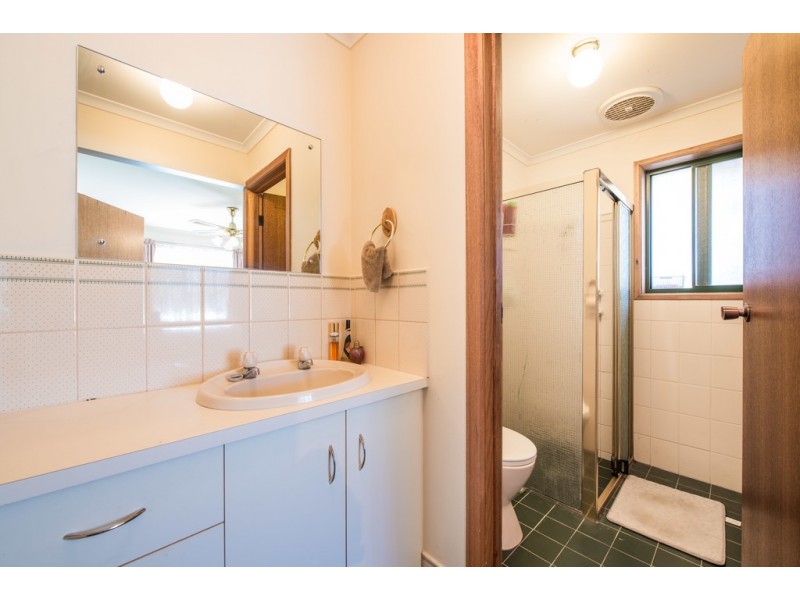 16 Leichardt Street, Woodcroft SA 5162