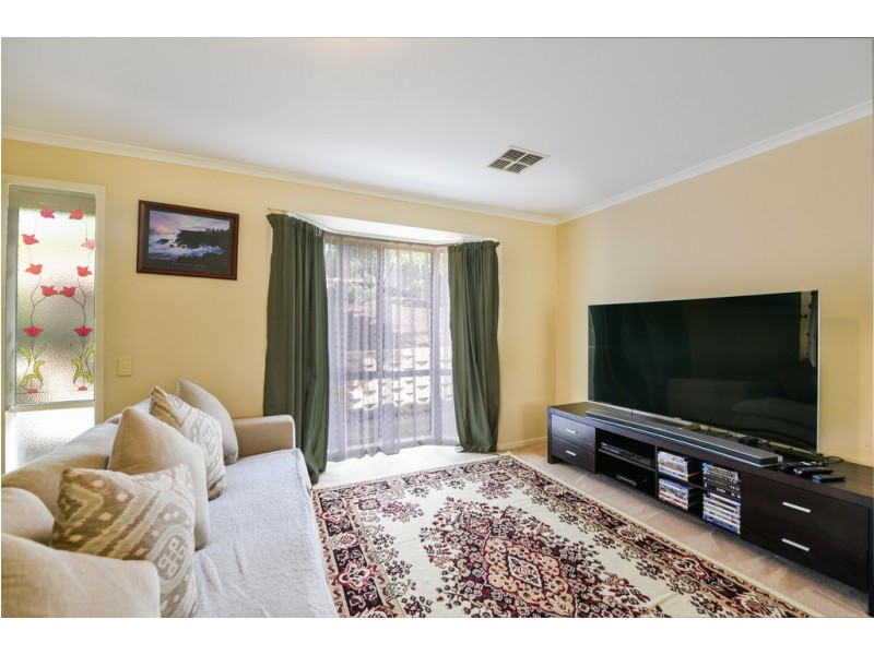 47 Greenfield Rise, Aberfoyle Park SA 5159