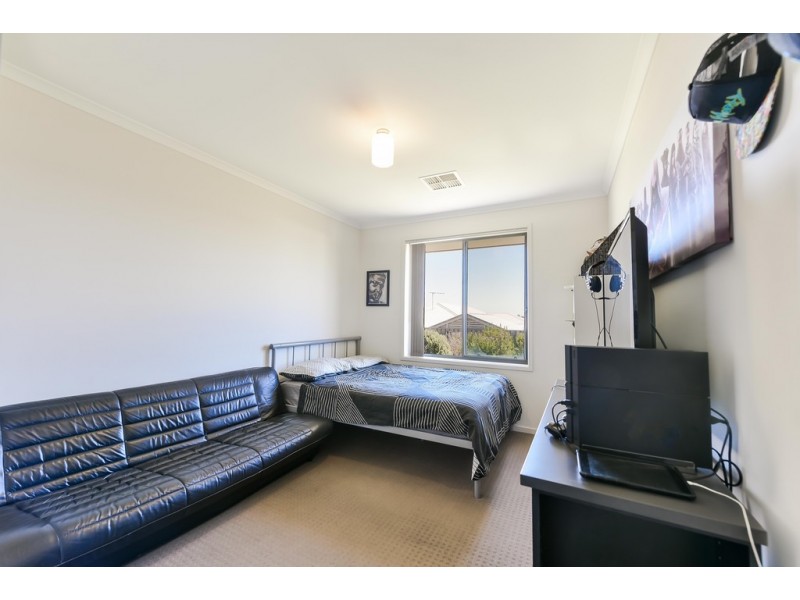 67 Esperance Boulevard, Seaford Rise SA 5169