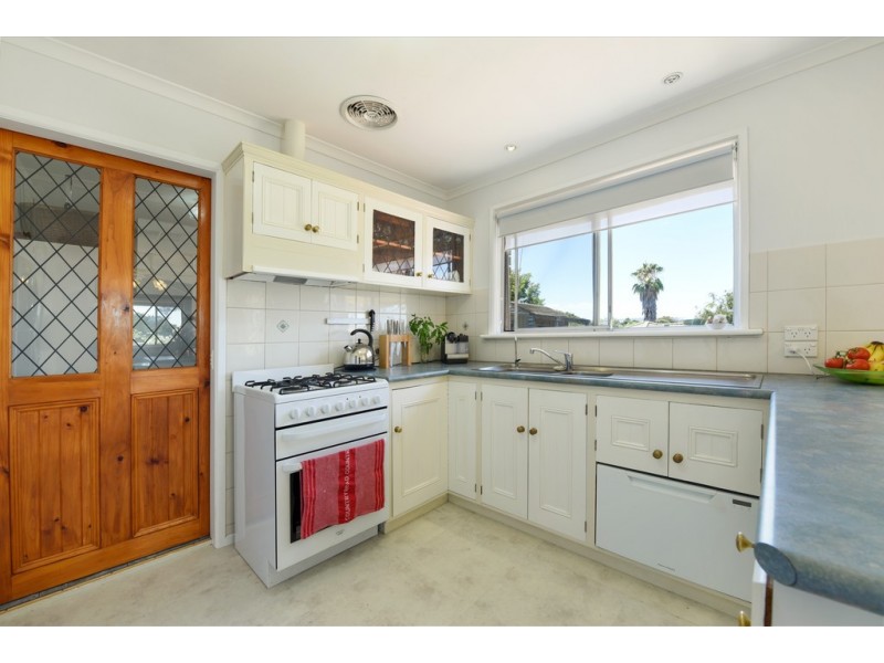 8 Tucker Court, Trott Park SA 5158