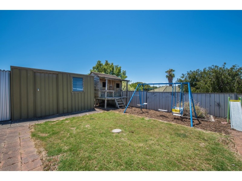 8 Tucker Court, Trott Park SA 5158