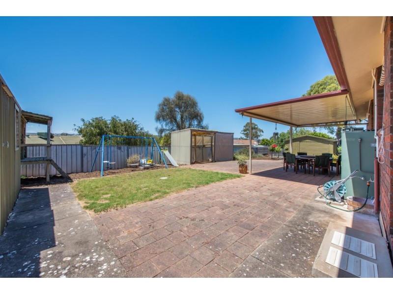 8 Tucker Court, Trott Park SA 5158