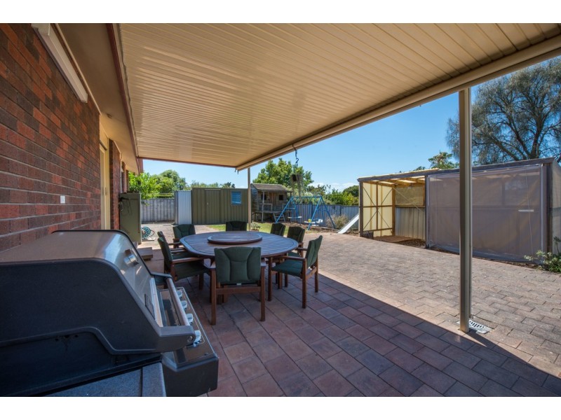 8 Tucker Court, Trott Park SA 5158