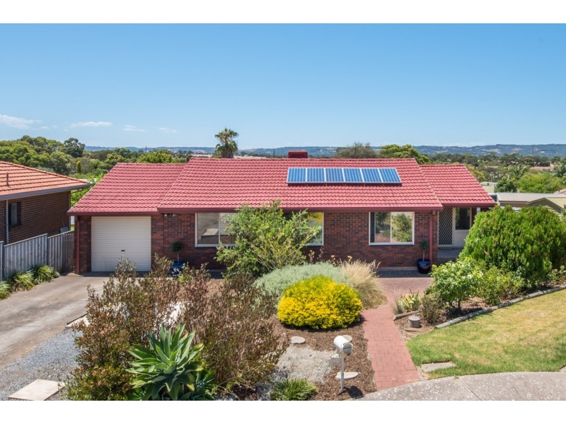 8 Tucker Court, Trott Park SA 5158